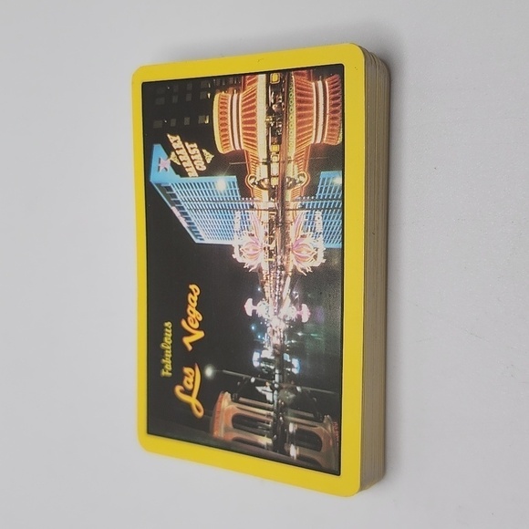 Las Vegas Playing Cards and Plastic Case Vintage Flamingo Hilton Barbary Coast - Picture 3 of 6